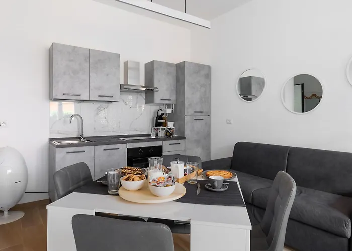 La Dimora Degli Asinelli * بولونيا